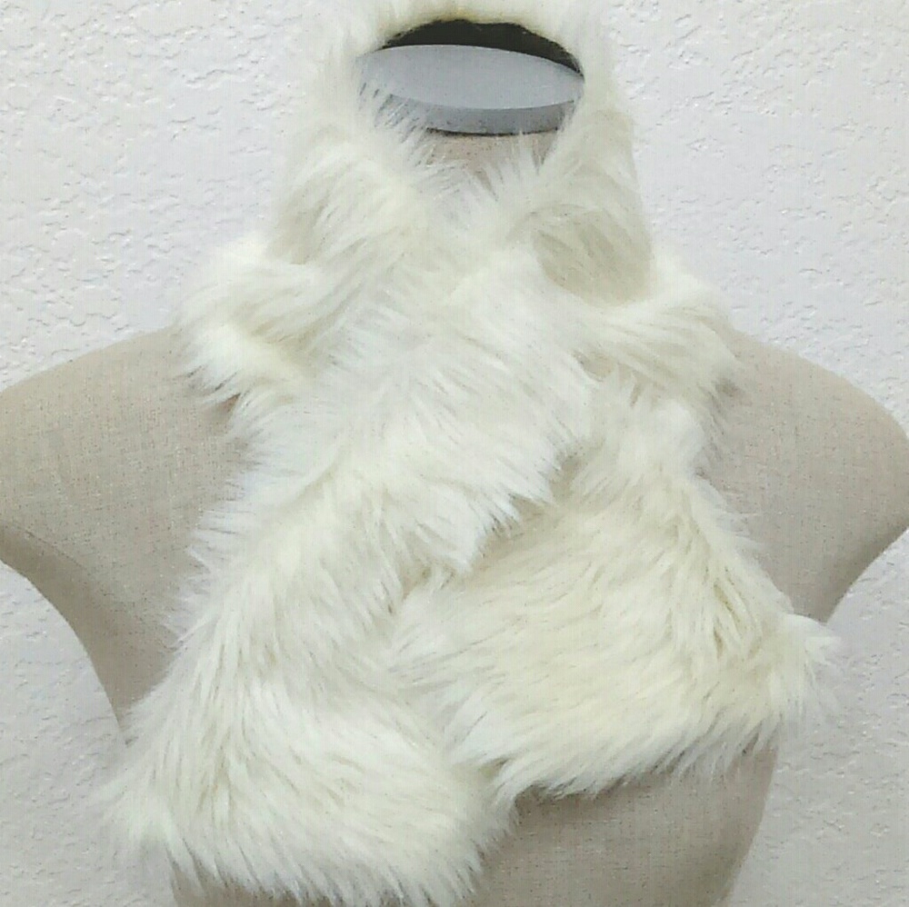 Faux Fur Scarf